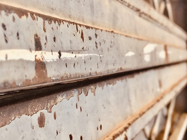 生锈的阻尼器腐蚀图片下载