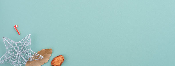 俯视图的圣诞假期背景。构图为节日装饰装饰平铺。图片下载