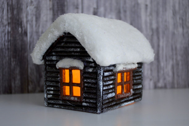 屋顶用雪装饰房屋图片下载