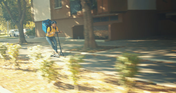 享受你的工作图片下载