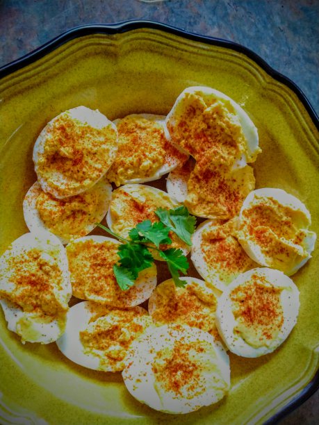 一盘魔鬼蛋图片下载