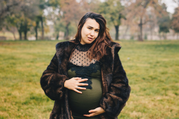 时尚孕妇库存照片图片下载