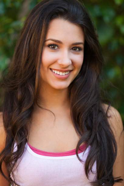 美丽的年轻女子图片下载