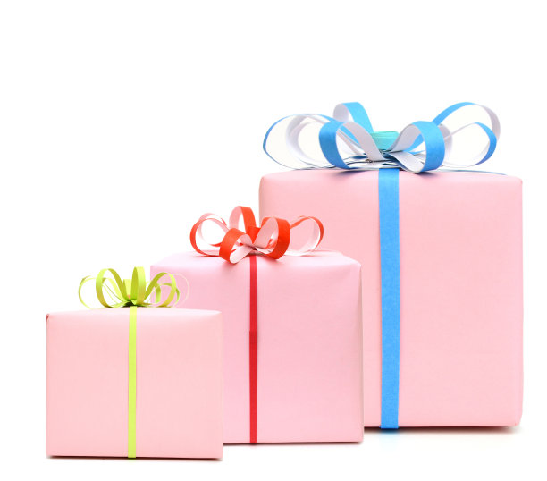 一堆白色的礼物包装盒图片下载