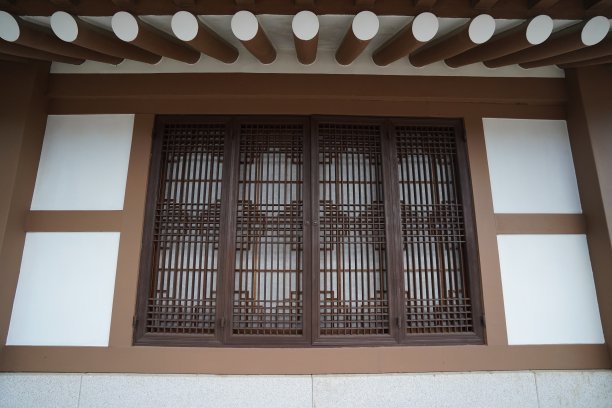 老式韩式窗户，亚洲建筑图片下载