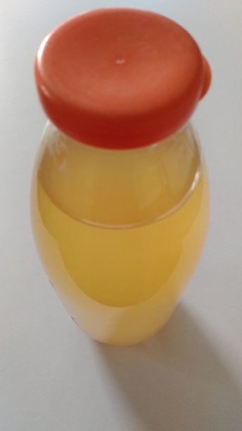 自制的罐子里的天然醋图片下载