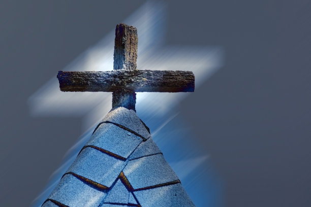 崎岖十字架照片插图图片下载