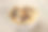 在玻璃盘子里混合坚果。健康天然的营养。腰果，杏仁，榛子，无花果，核桃，杏，葡萄干，蓝莓。图片下载
