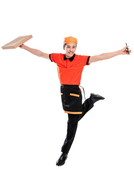 年轻的披萨店服务员图片下载