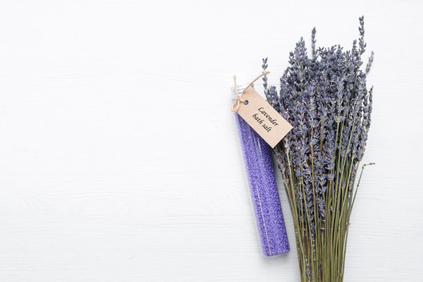 薰衣草浴盐。图片下载