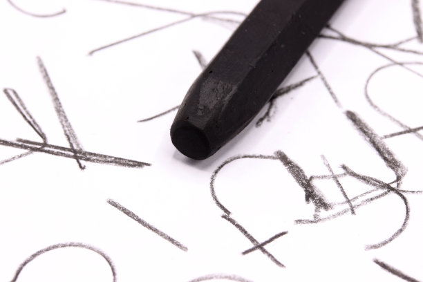 特写黑白背景手绘图片下载