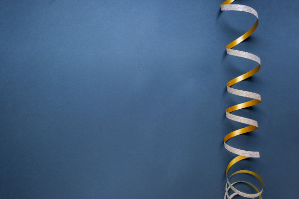 节日极简主义金色蛇形背景图片下载