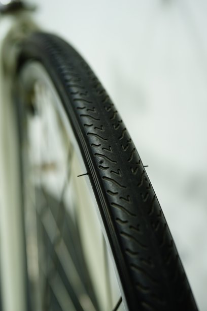 自行车轮胎胎面图片下载