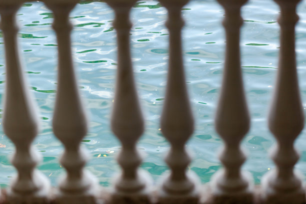 白石栏杆图片下载