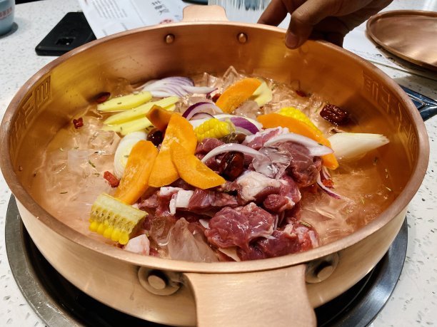 美味的中式火锅图片下载