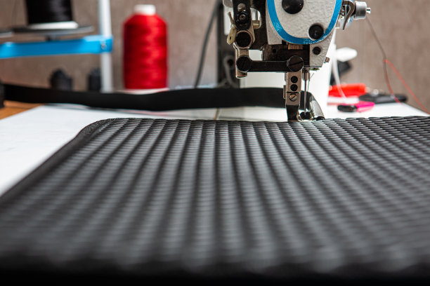 垫伊娃图片下载