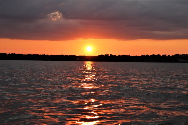 烈焰日落图片下载