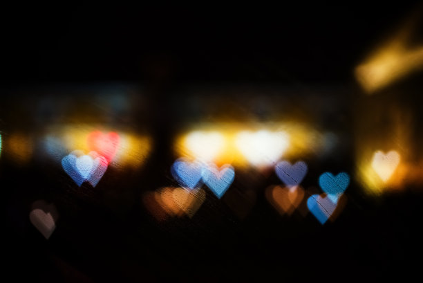 浪漫多色心散景抽象情人节背景图片下载