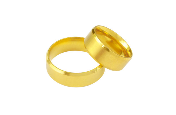 孤立的金婚戒图片下载