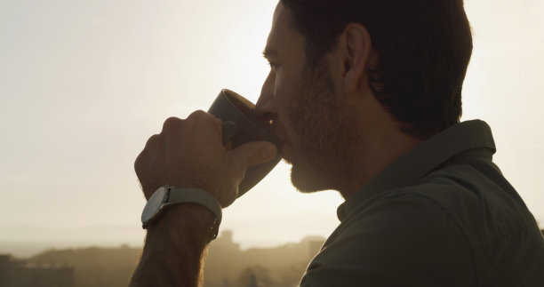 设定一个通向和平的步调图片下载