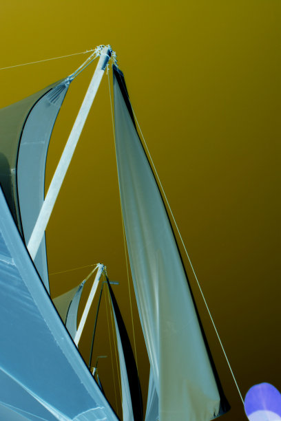 极简抽象的照片，绿色的背景和船帆图片下载