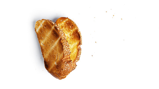 白色背景上的烤面包图片下载