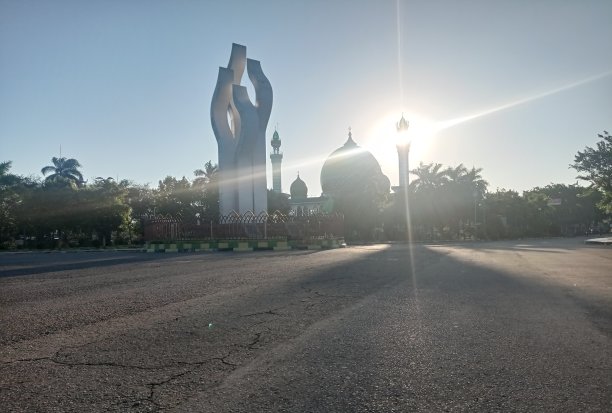 Arek Lancor和jami mosque图片下载