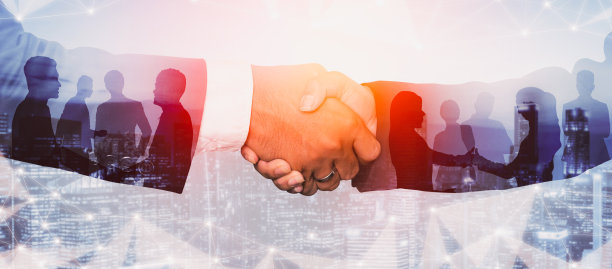 以城市为背景，塑造了众多商业人士聚在一起的抽象形象图片下载