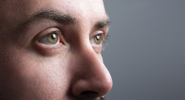 男人眼睛的特写图片下载