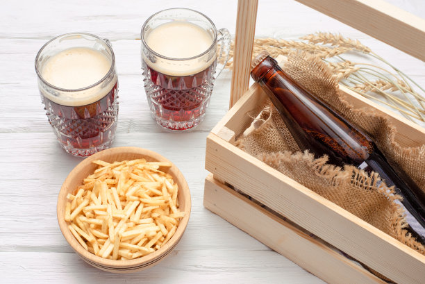 啤酒。图片下载