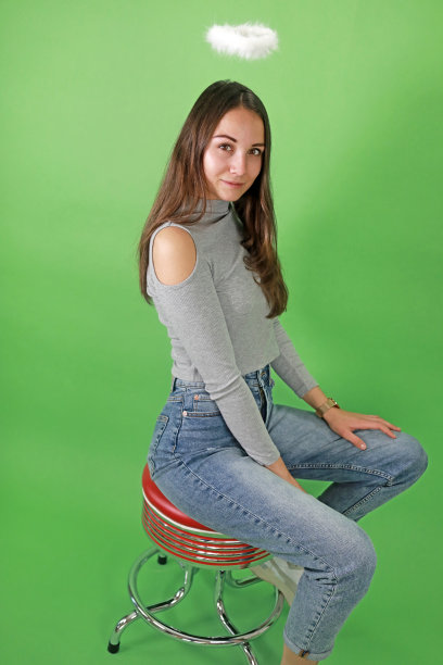 一个天使图片下载