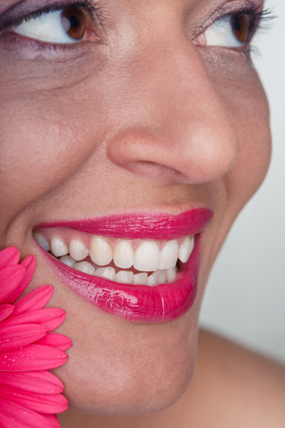 你的皮肤和牙齿会显示你的健康状况图片下载