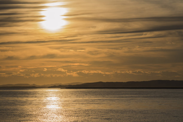 日本北海道钏路壮观美丽的日落海景图片下载