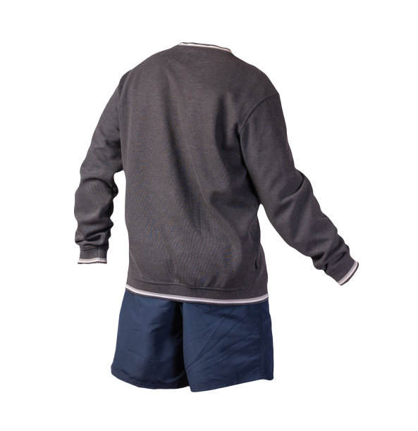 带有兜帽的熨斗拉链的运动衫和孤立在白色背景上的运动短裤。休闲运动服装图片下载