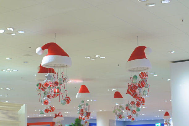 圣诞老人的红色帽子。新年装饰。图片下载