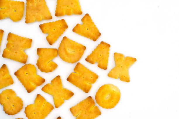 白色背景上的ABC字母图片下载