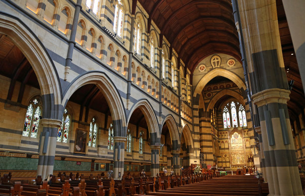 圣保罗大教堂的拱廊图片下载