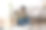 基于Web的教育。专注于黑人青少年在家里的笔记本电脑在线课堂上写下信息图片下载