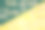 木制的叉子，刀和勺子在斜分开的绿色和黄色背景。图片下载