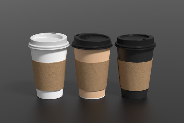 白色，硬纸板和黑色带走咖啡纸杯模拟与盖子持有人在黑色背景。图片下载