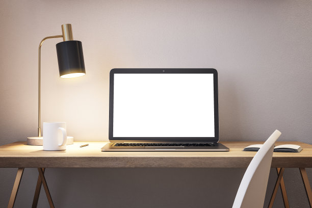 用笔记本电脑清洁室内图片下载