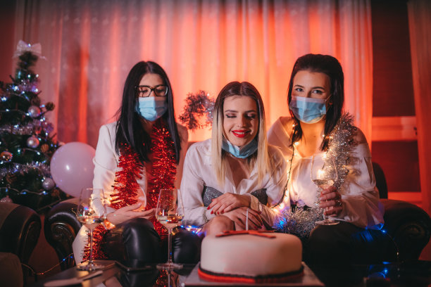 大流行时期的生日派对待在家里不受隔离图片下载