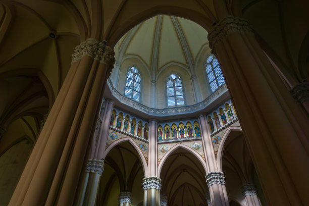 Castelpetroso Isernia,莫利塞。圣母阿多洛拉塔圣殿。图片下载