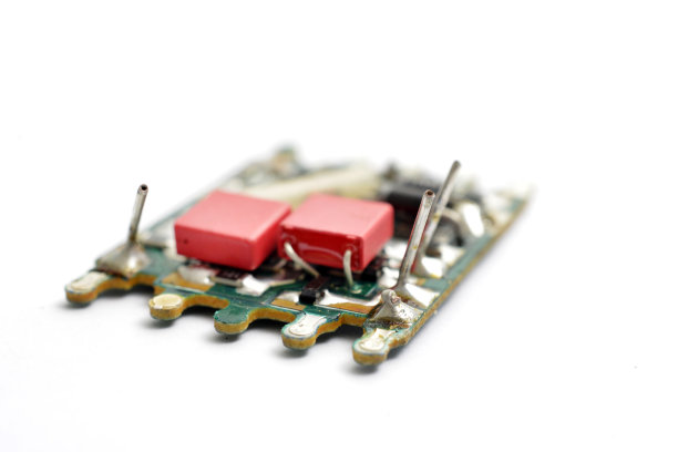 破碎的小古董电子设备，拆解后就白了。近距离图片下载