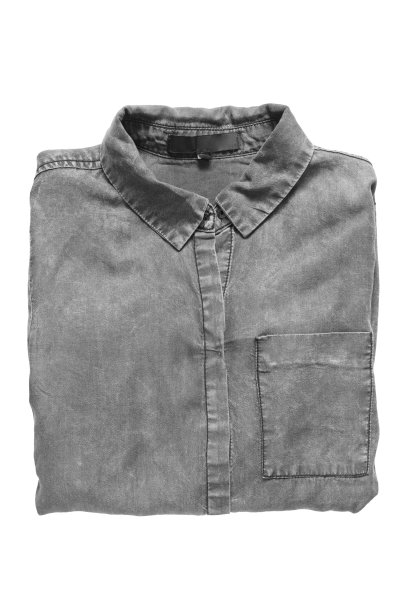 折叠衬衫孤立图片下载