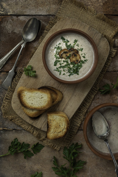 蘑菇奶油汤图片下载