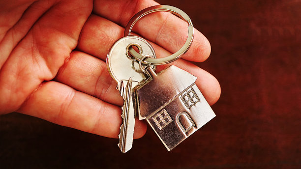 关闭手上的钥匙屋图片下载