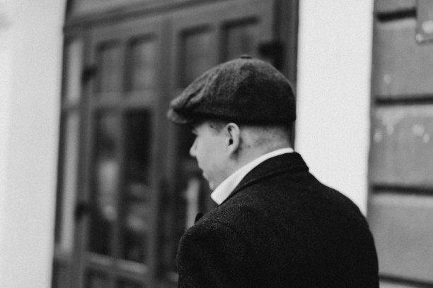 复古风格的男人肖像。古董图片下载