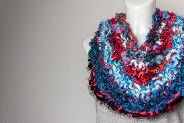 独特的手织披风设计图片下载