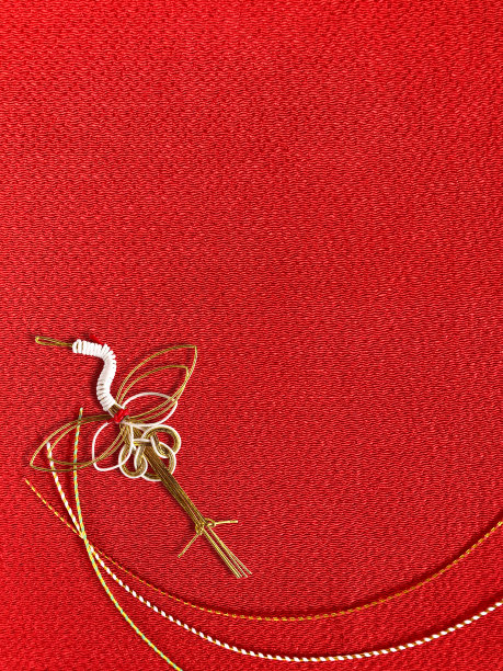 垂直的新年装饰与瑞彦。图片下载